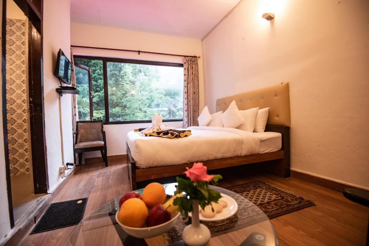 Langdale Manor Hotel Nainital Bagian luar foto